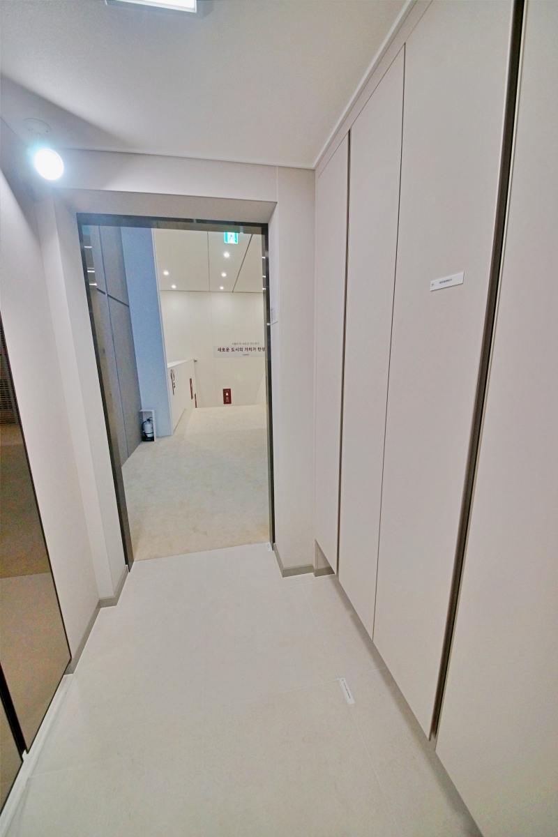  �����Ǿ� ����ź�� ����Ƽ �ΰ��Ӵ�  84���ֺ��� 46-06