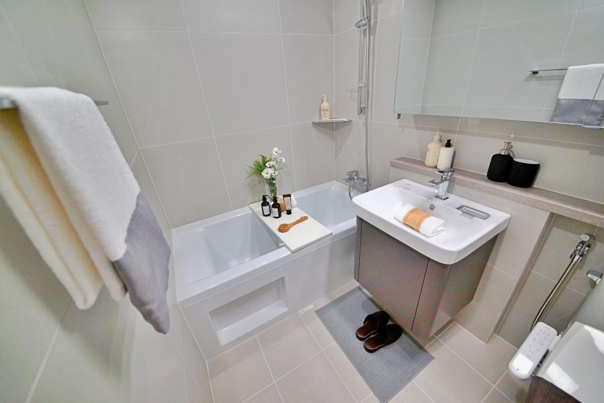  �����Ǿ� ����ź�� ����Ƽ �ΰ��Ӵ�  84���ֺ��� 46-12