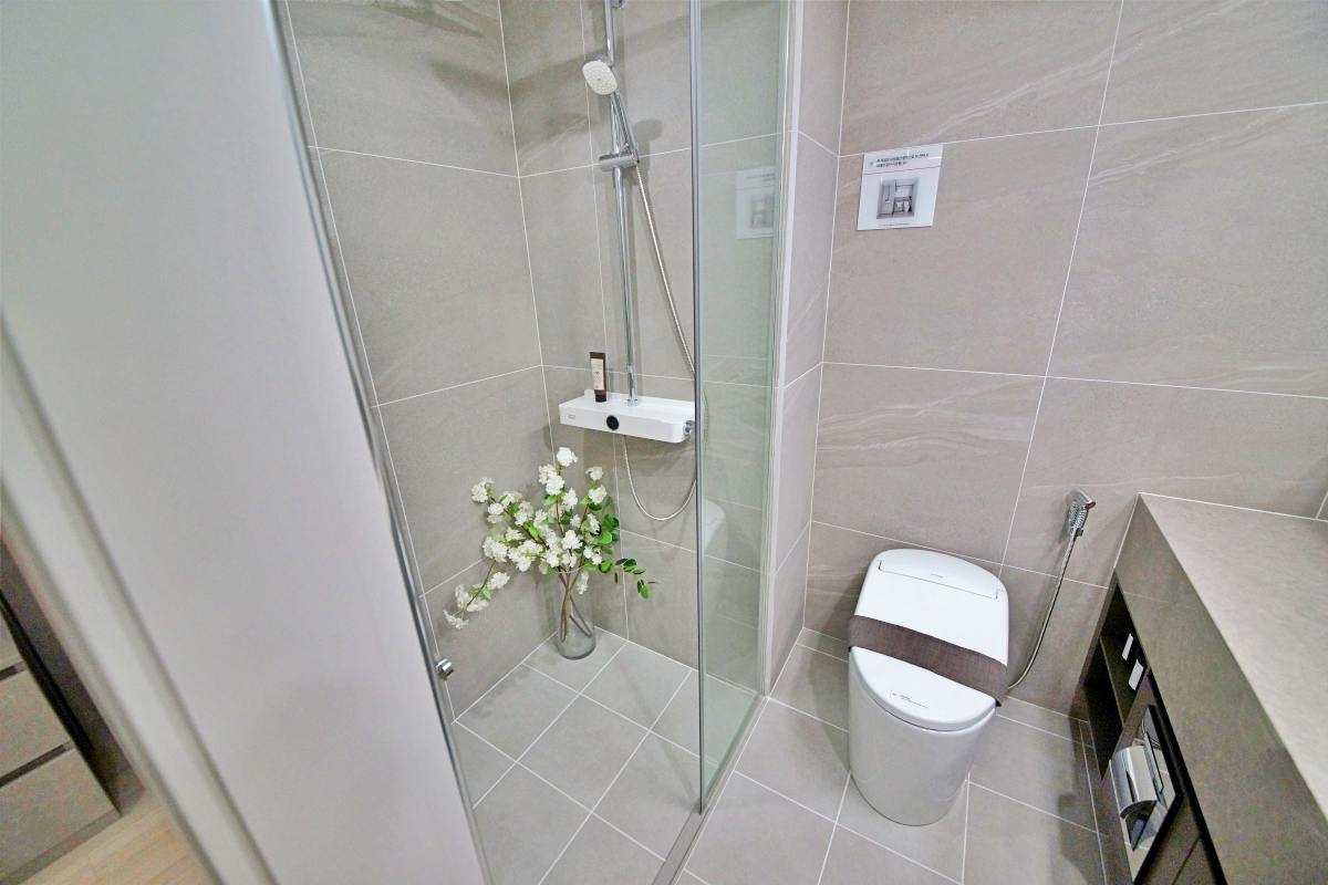  �����Ǿ� ����ź�� ����Ƽ �ΰ��Ӵ�  84���ֺ��� 46-151