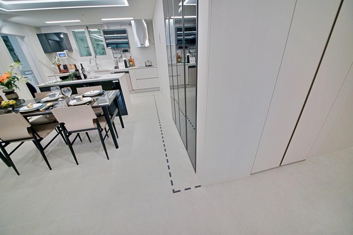  �����Ǿ� ����ź�� ����Ƽ �ΰ��Ӵ�  84���ֺ��� 46-180