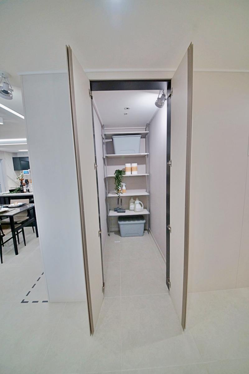  �����Ǿ� ����ź�� ����Ƽ �ΰ��Ӵ�  84���ֺ��� 46-23